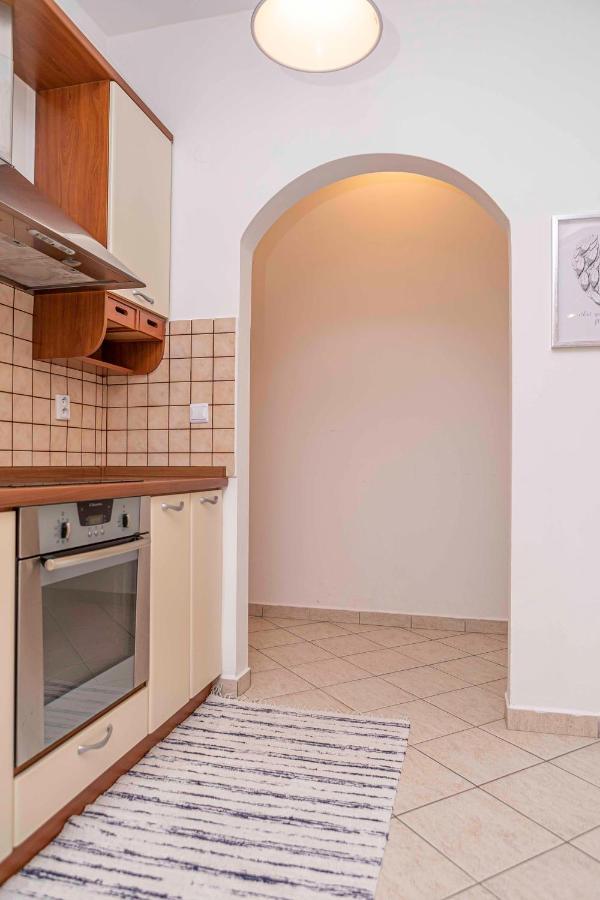 Castle View Apartment With Free Parking Bratislava Ngoại thất bức ảnh