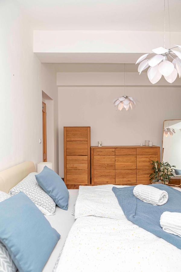 Castle View Apartment With Free Parking Bratislava Ngoại thất bức ảnh