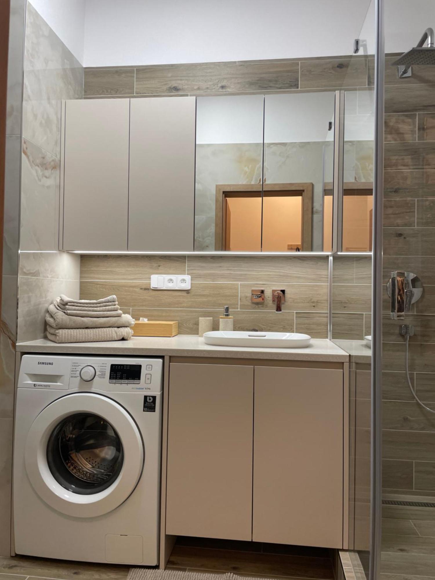 Castle View Apartment With Free Parking Bratislava Ngoại thất bức ảnh